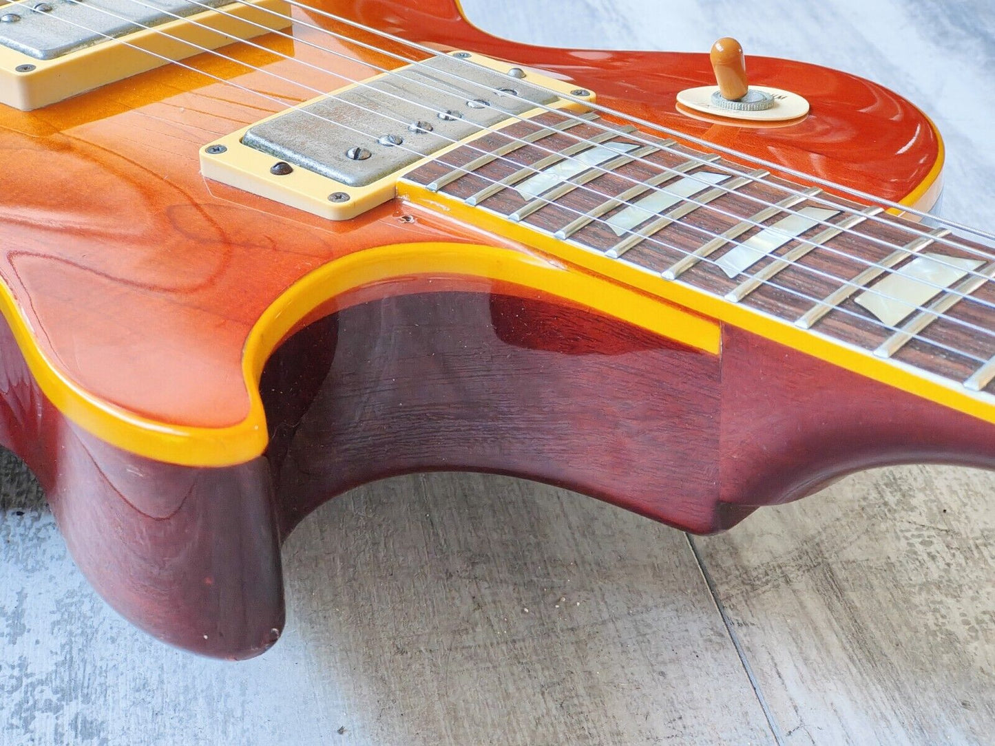 1982 Greco EG59-70 Les Paul Standard (Sunburst)