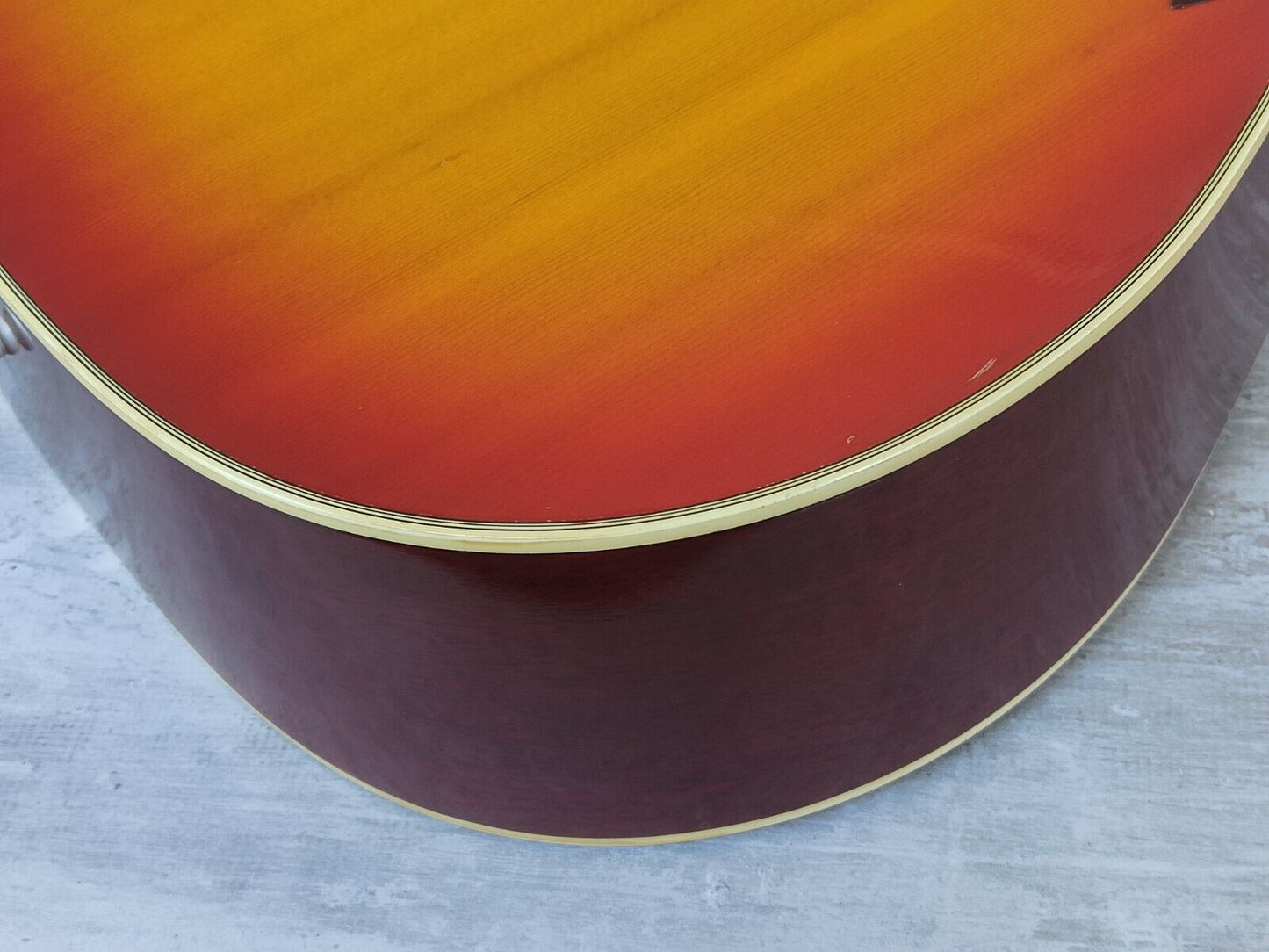 1970's Morris WH-20 Hummingbird Japanese Vintage Acoustic Guitar (Sunburst)