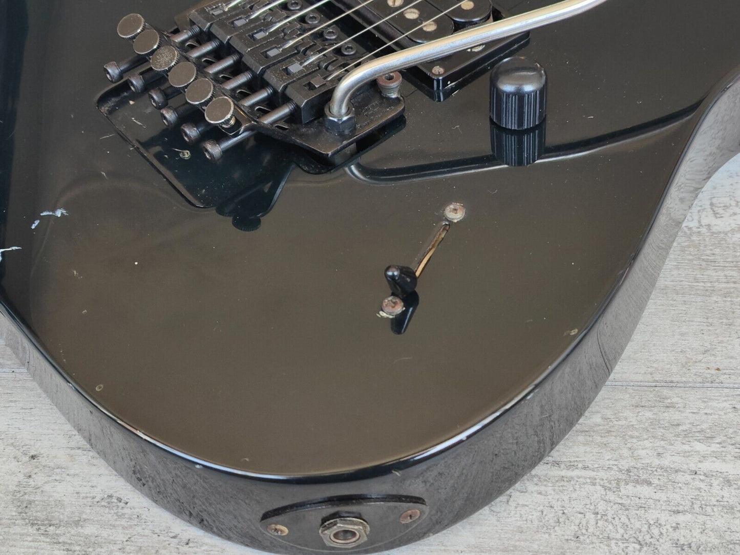 1991 Charvel Jackson Japan DK-060-SH Dinky (Black)