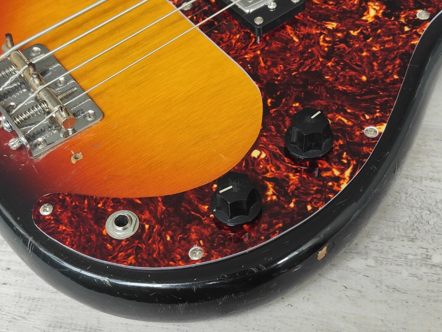 1970's Unknown Japanese Precision Bass w/Humbucker (Sunburst)