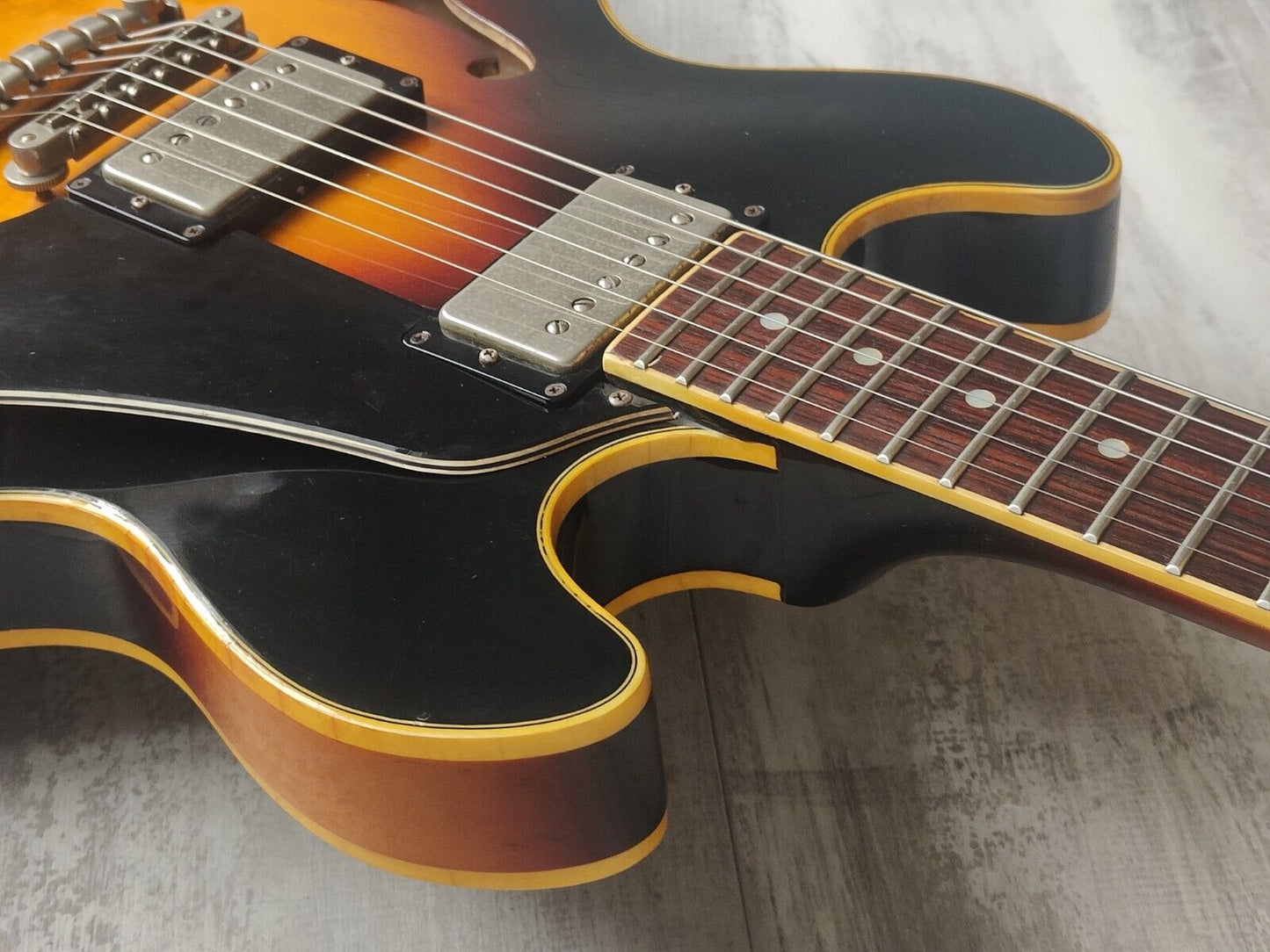 1982 Greco Japan SV-600 Super View Semi Hollowbody (Sunburst)