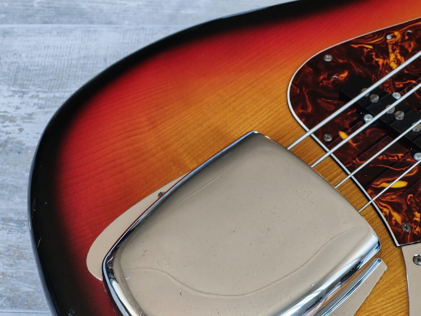 1970's Camel Japan Tour Jazz Bass (Sunburst)