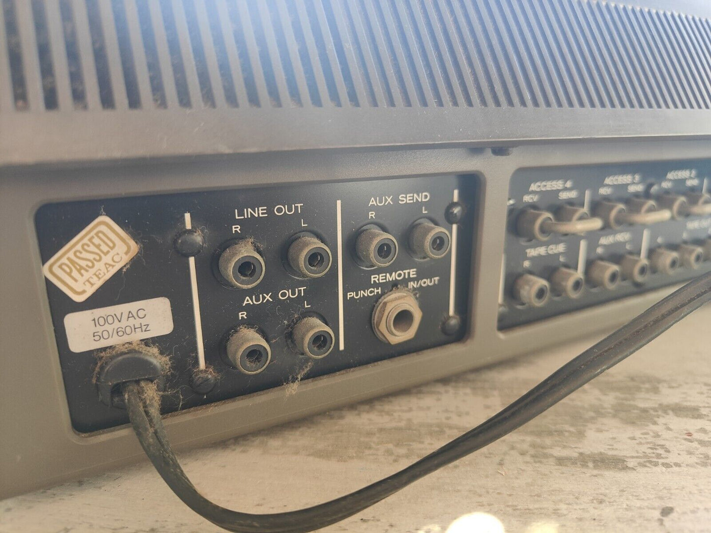 TASCAM PORTASTUDIO 244 Multi Track Recorder (Serviced)