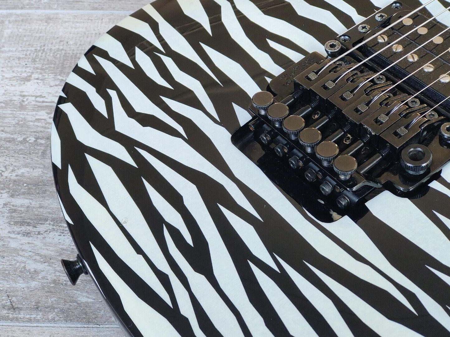 1994 Yamaha Japan MGM111 Special Edition Electric Guitar (Zebra Stripe)