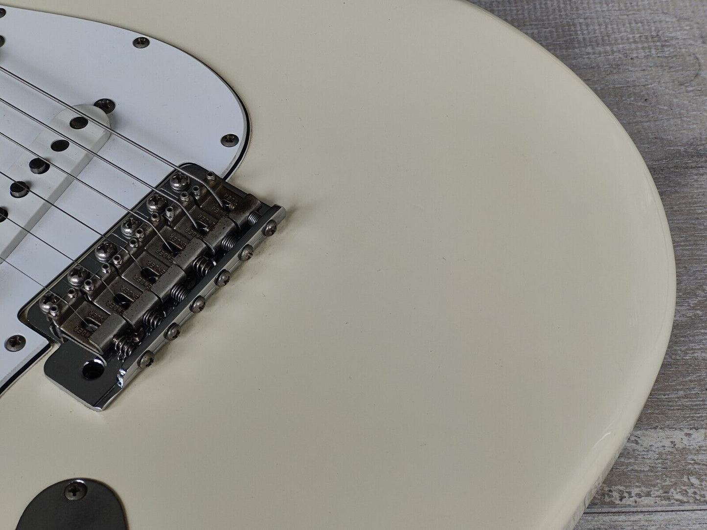 2004 Fender Japan ST68-75L LH Left Handed '68 Stratocaster (Vintage White)