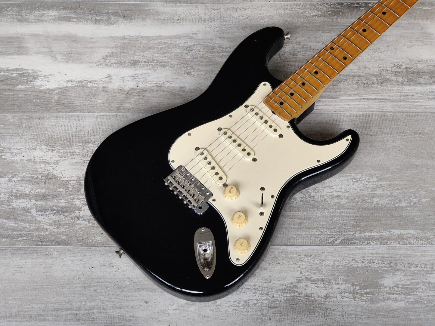 1993 Fender Japan Stratocaster Standard (Black/Maple)