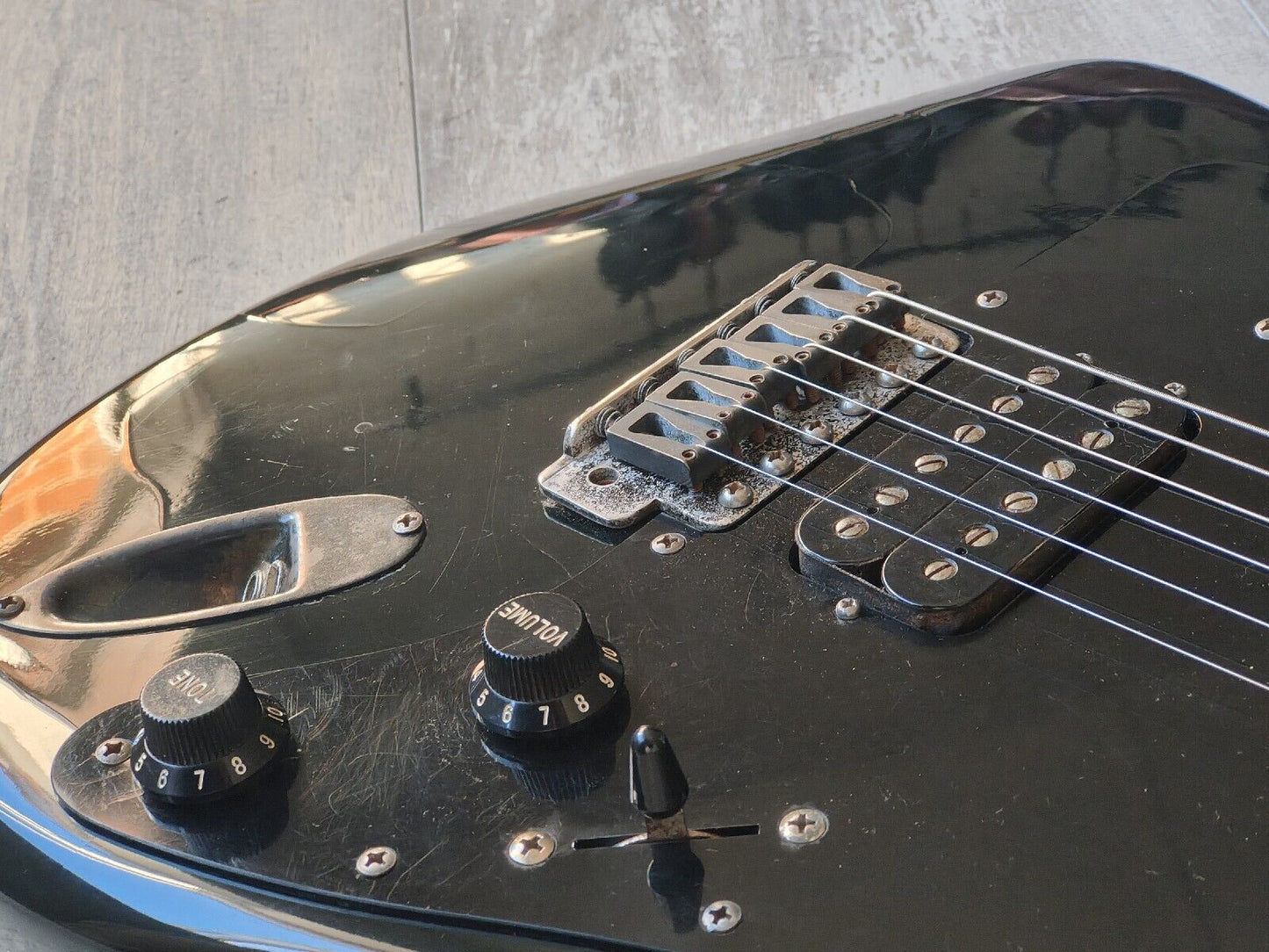 1984 Squier Japan ST-552 JV Series HH Contemporary Stratocaster (Black)