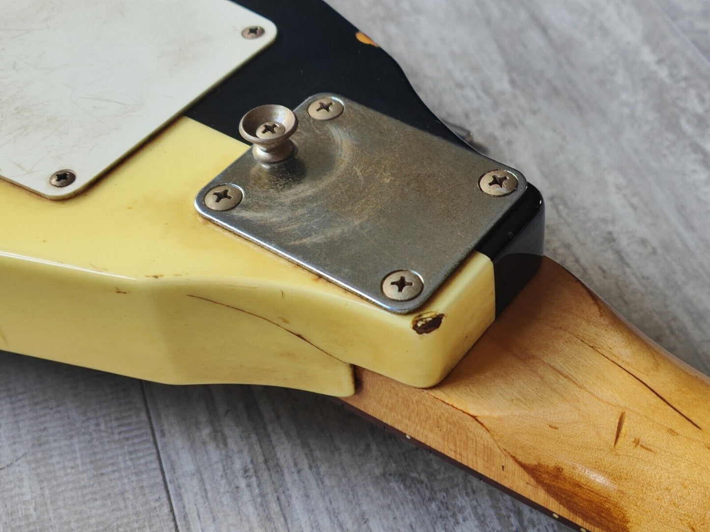 1992 Greco MINI-FV Mini V w/Onboard Speaker (Schenker Black/White)