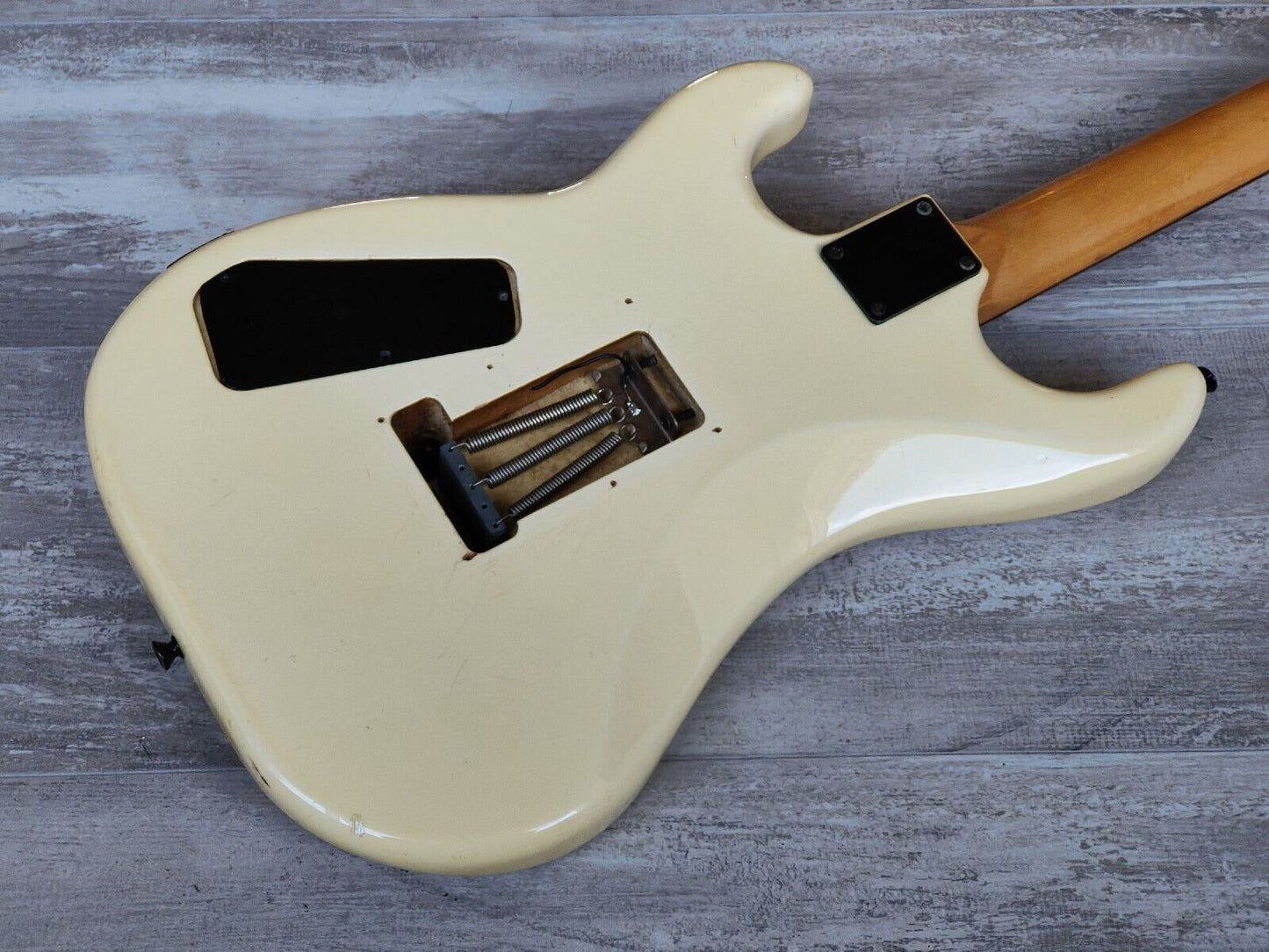 1994 Kramer Japan JK Series Superstrat (Aged White)
