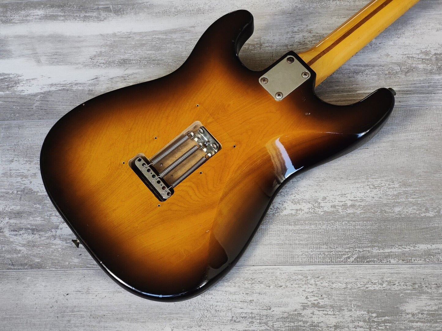 1977 Navigator (by ESP Japan) Esparto SP-01 Stratocaster (Brown Sunburst)