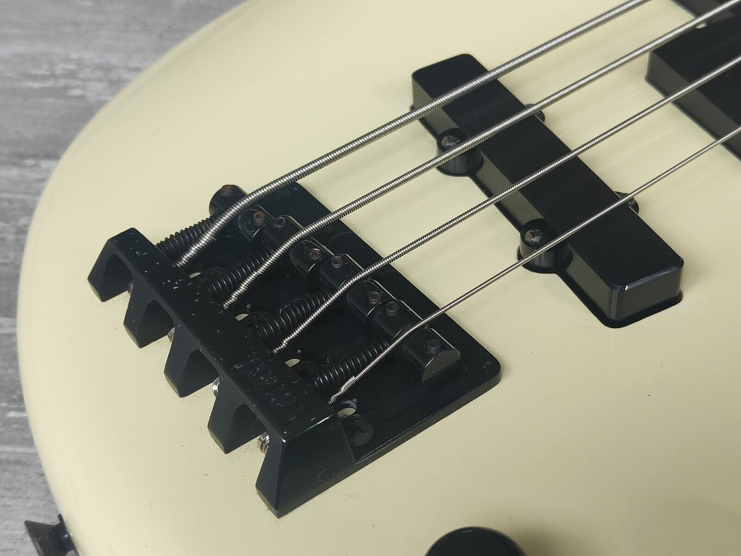 1990's Yamaha Japan Motion B Series Bass (Aged White)