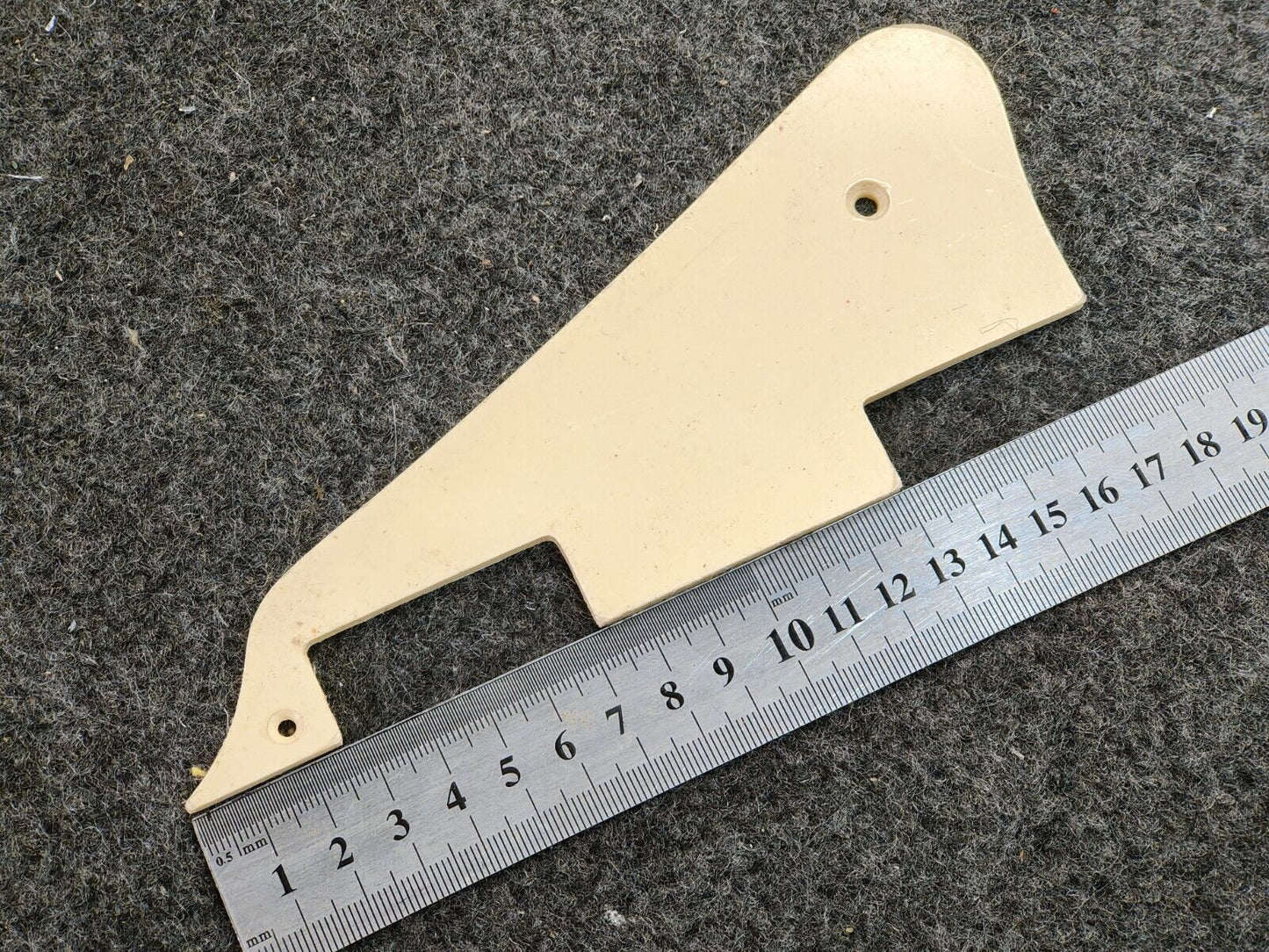 Tokai Japan Love Rock Les Paul NOS Pickguard (Cream)