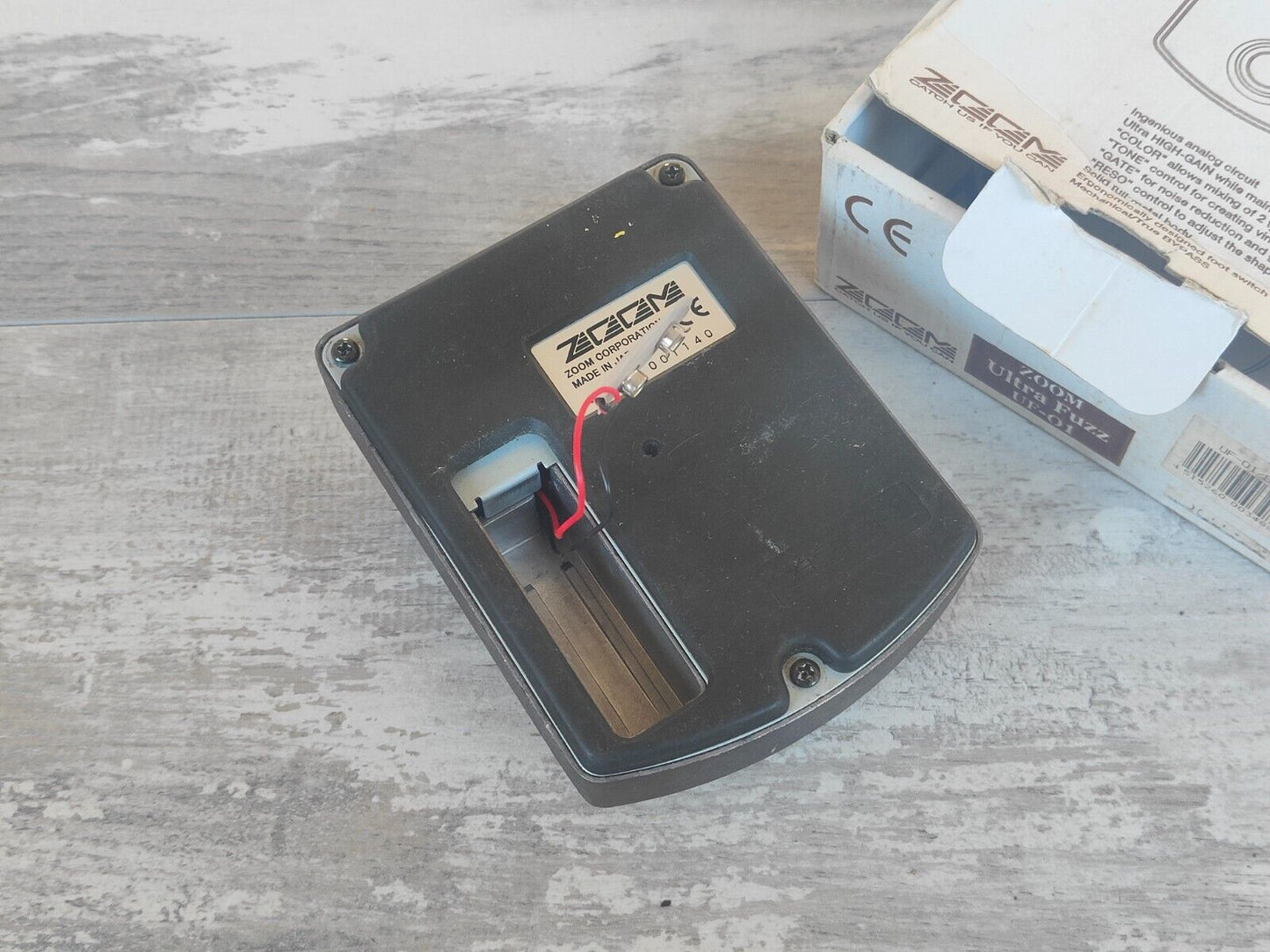 Zoom Japan UF-01 Ultra Fuzz Pedal w/Box