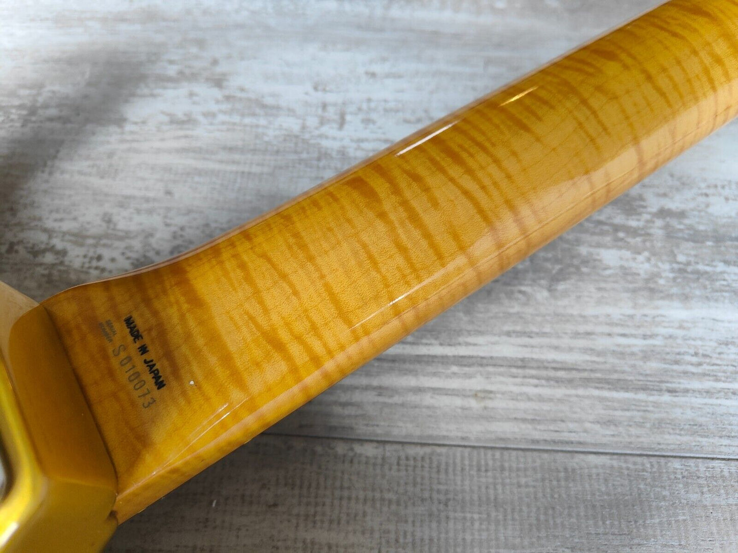 1994 Fender Japan ST62 62 Reissue 40th Anniversary Stratocaster (Shoreline Gold)