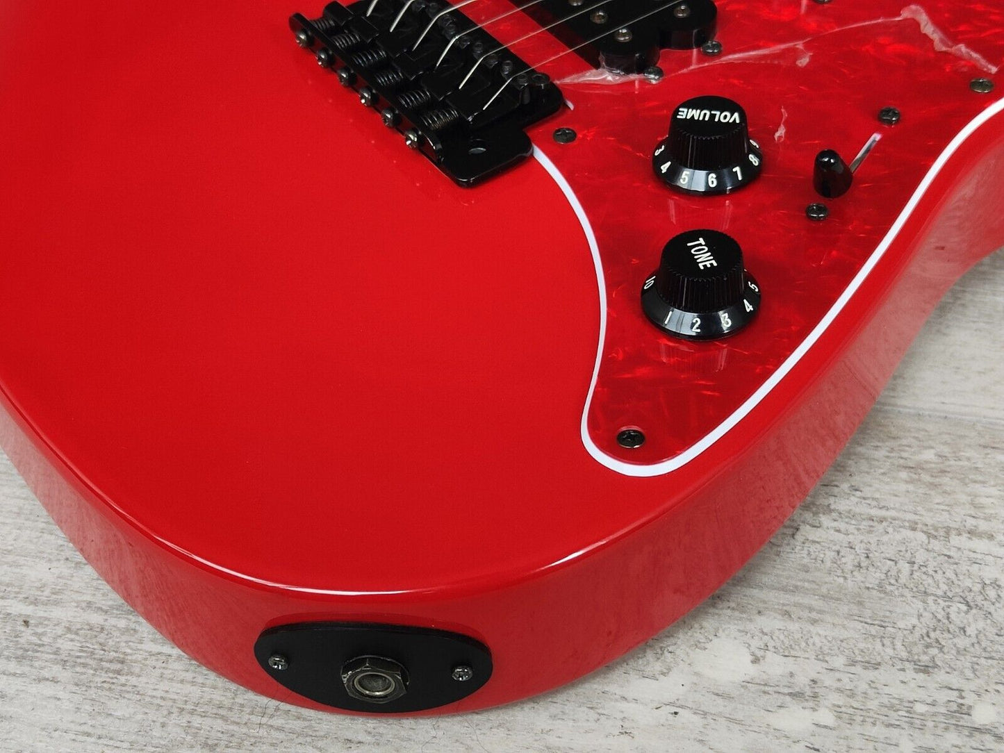 Fernandes Revolver Superstrat (Red)