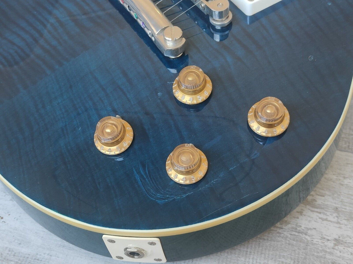 2006 Burny Les Paul Standard (Transparent Blue) w/Case