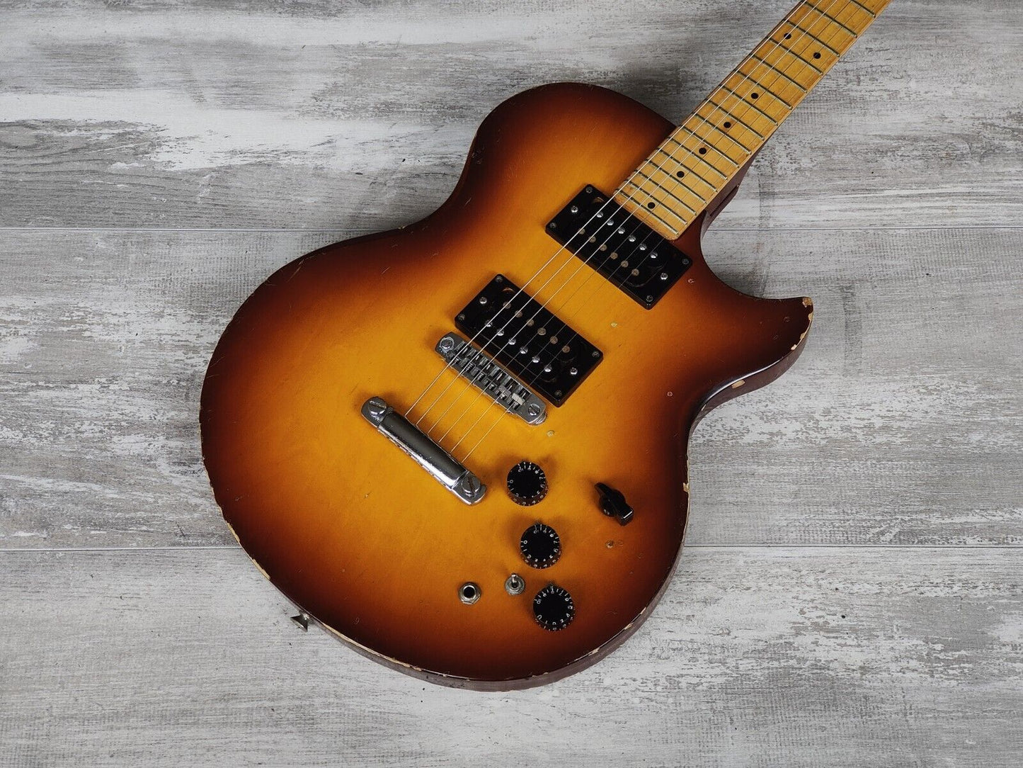 1976 Westminster (by Matsumoku) Japan L390S L6-S Style Single Cutaway (Sunburst)