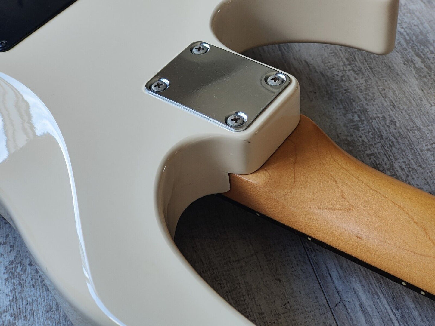 1993 Yamaha YGX121FP HSH Superstrat w/"Free Art Pickguard" (Pink Tiger)