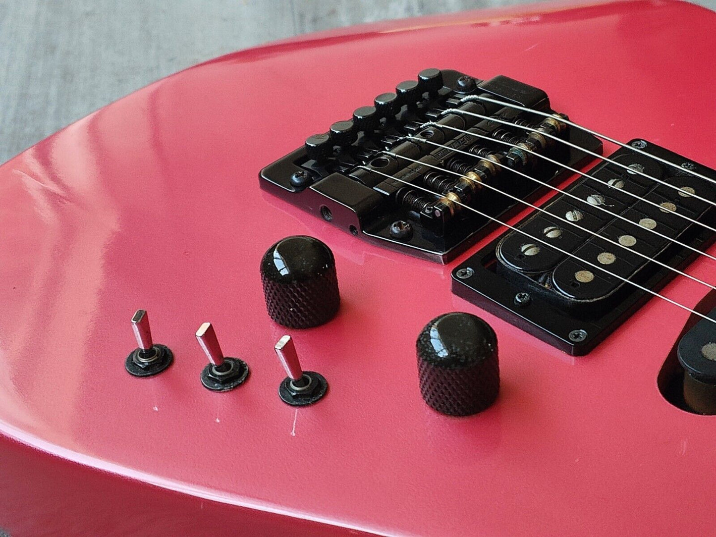 1985 Greco Japan JJ-R1 HSS Superstrat w/Kahler (Pink)