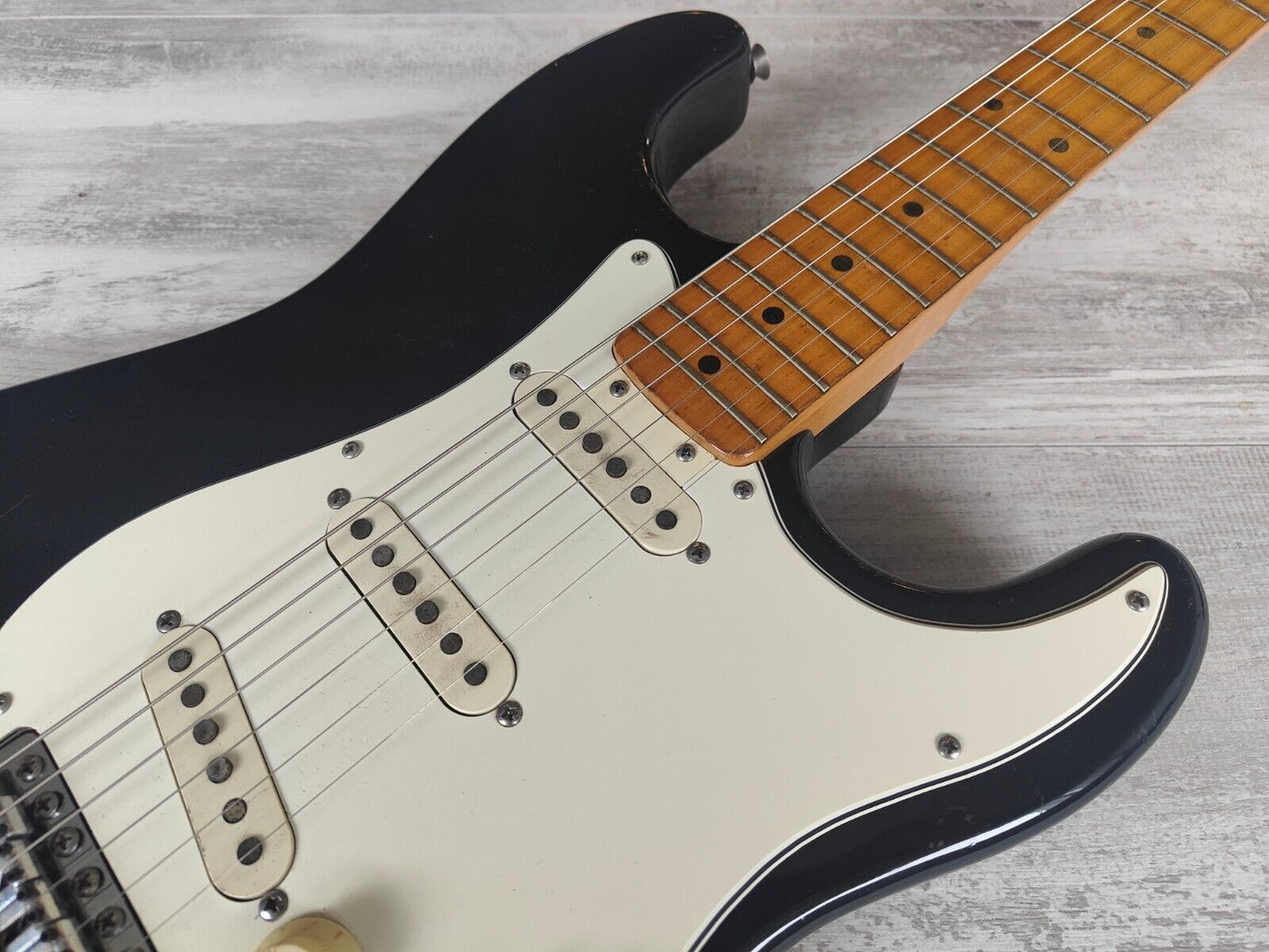 1974 Greco Japan SE-500B Vintage Stratocaster (Black)