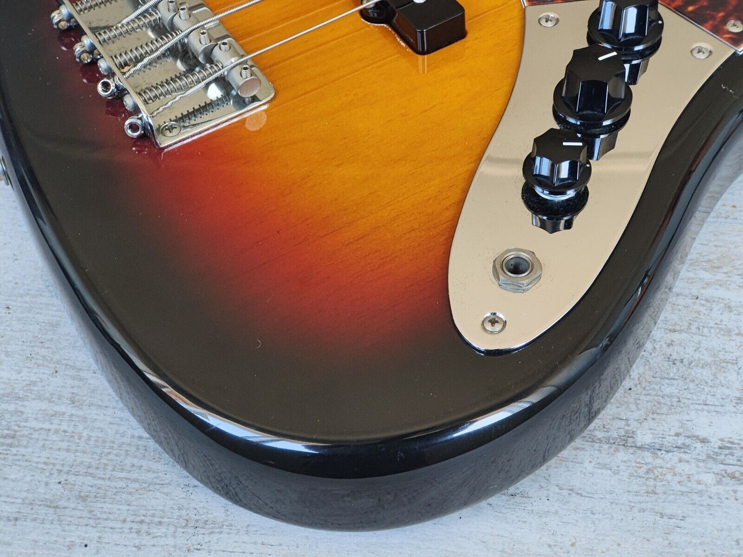1999 Fender Japan (by Tokai) JB62-58 '62 Reissue Jazz Bass (Sunburst)