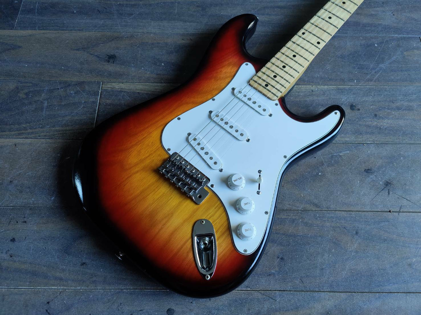 1970's Holly Japan (by Kiso Suzuki) Stratocaster (Sunburst)