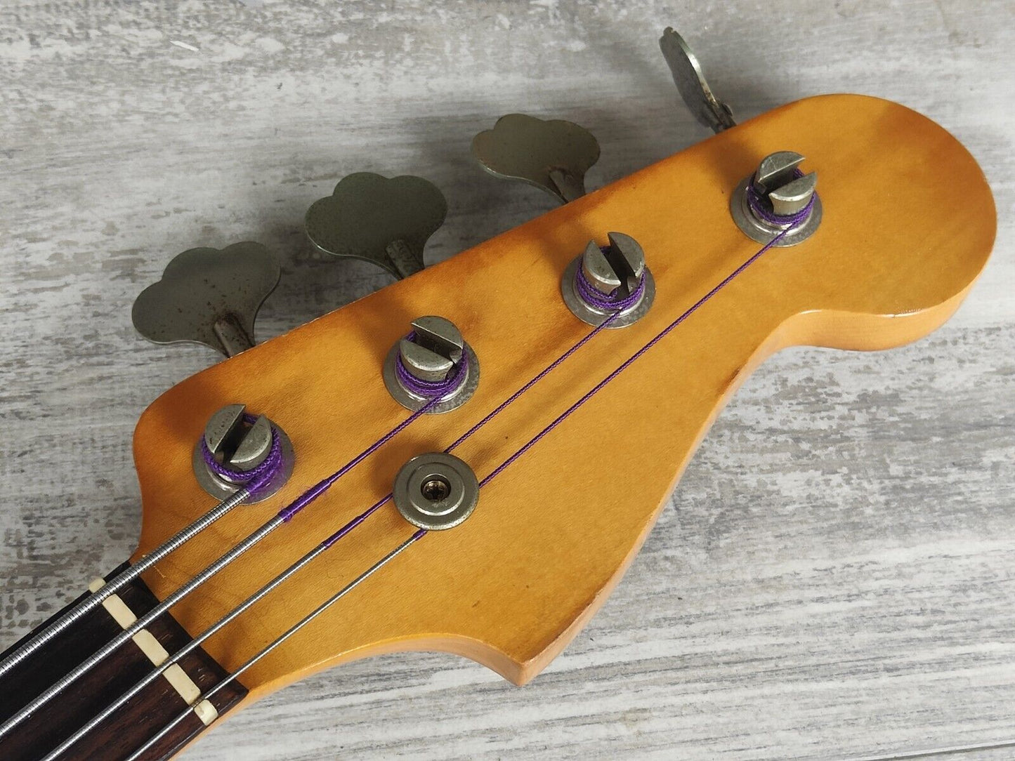 1983 Tokai TJB-70F Fretless Jazz Bass (Aged Olympic White)