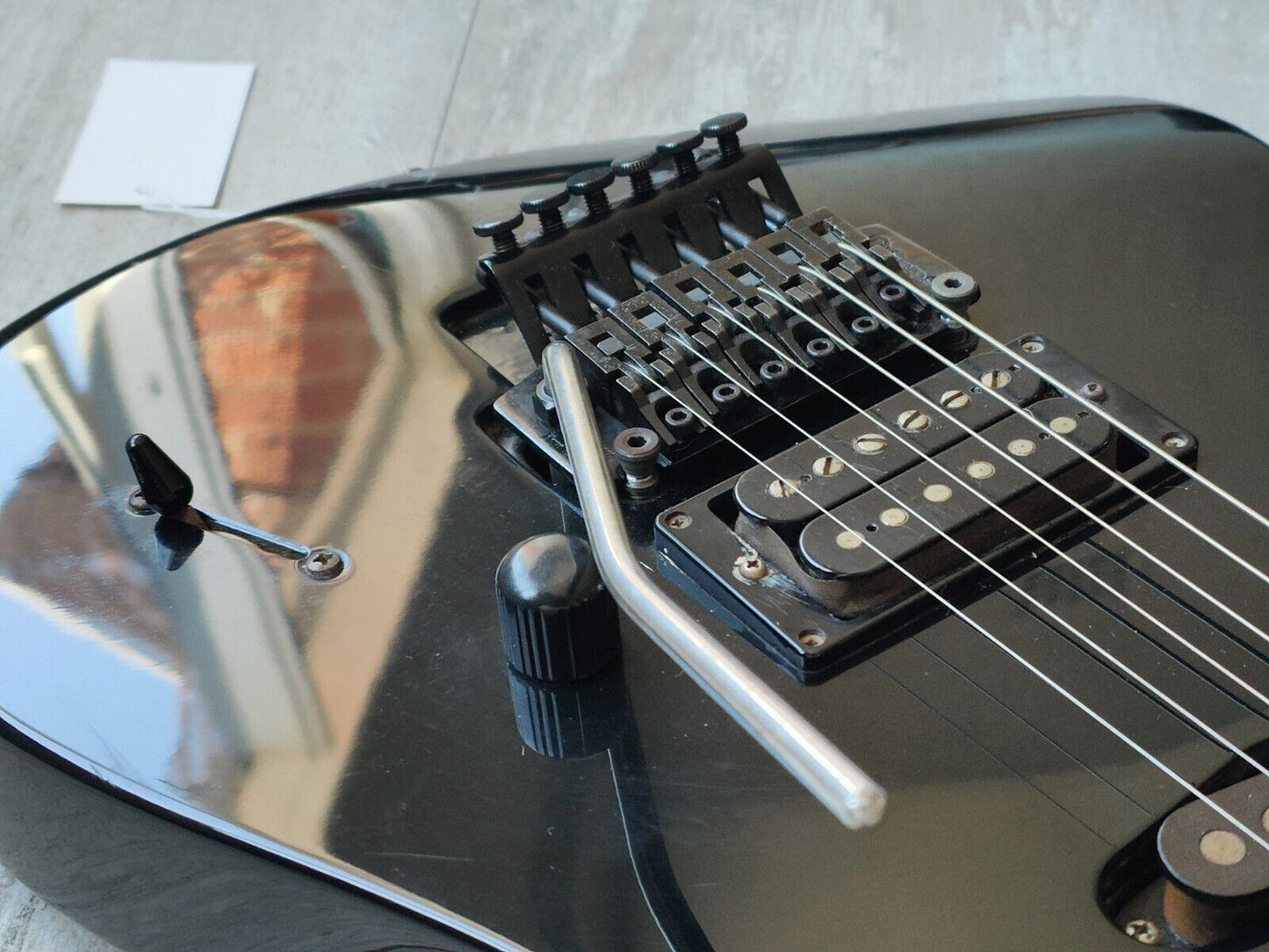 1991 Charvel Jackson Japan DK-060-SH Dinky (Black)