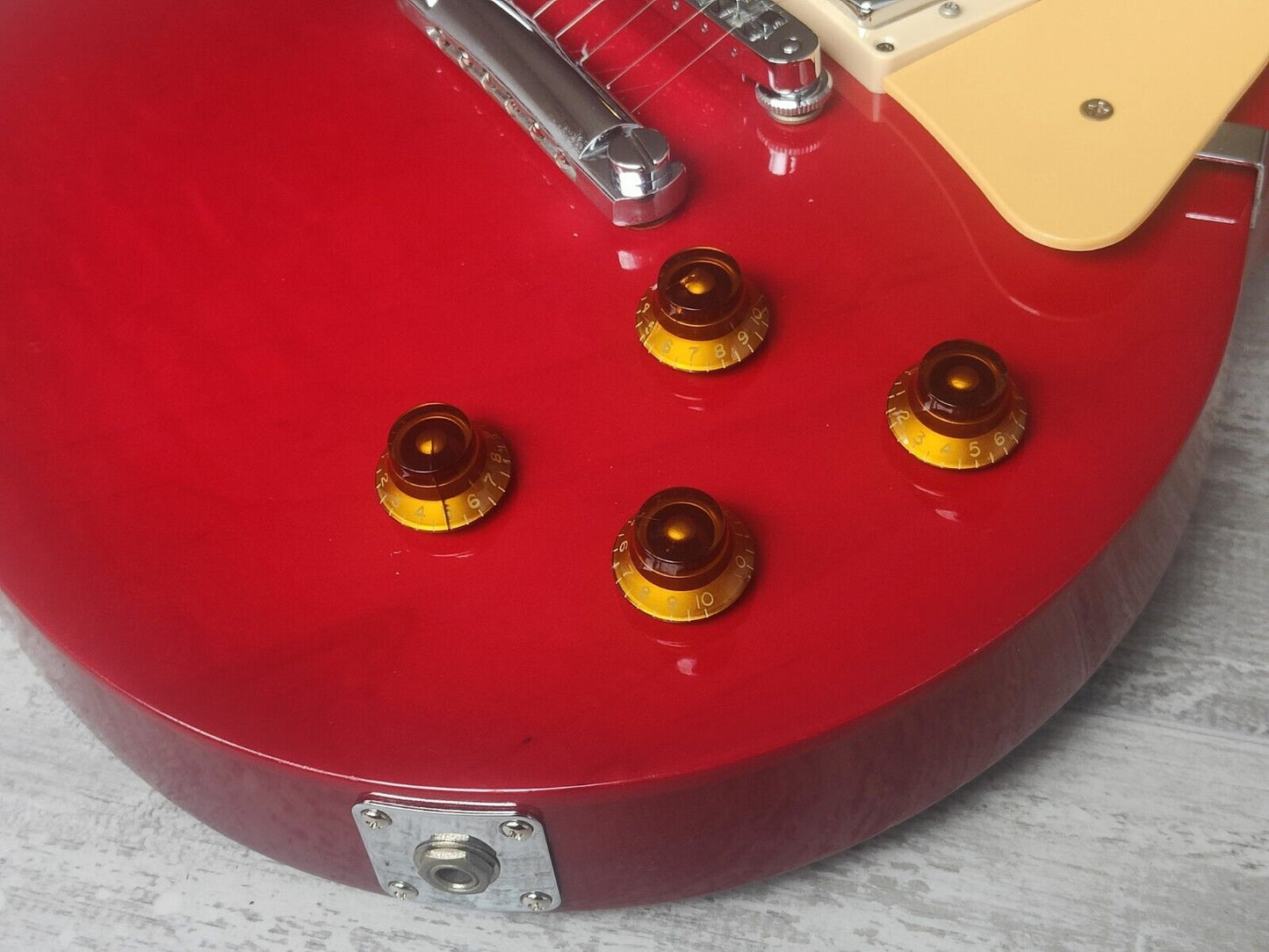 1998 Gibson USA "Japanese Market" Les Paul (Ruby Red)