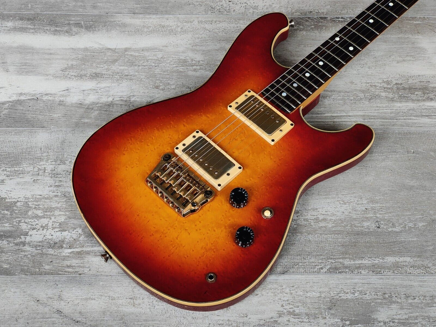 1983 Ibanez Japan RS1000 Roadstar II Vintage Electric Guitar (Cherry Sunburst)