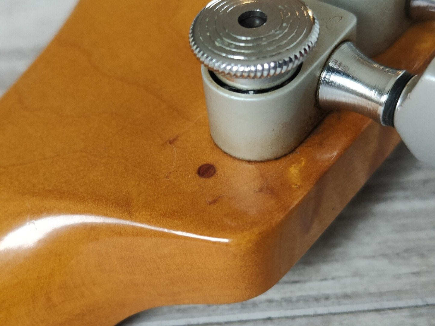 1993 Fender Japan ST62-70 '62 Reissue Stratocaster w/USA Pickups (Sunburst)