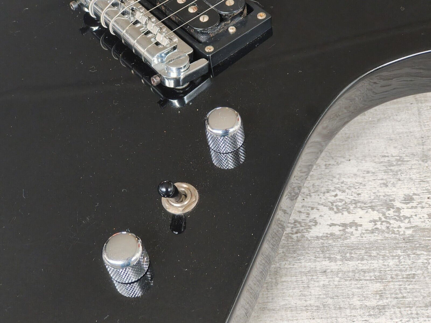 2000's BC Rich Warlock (Black)