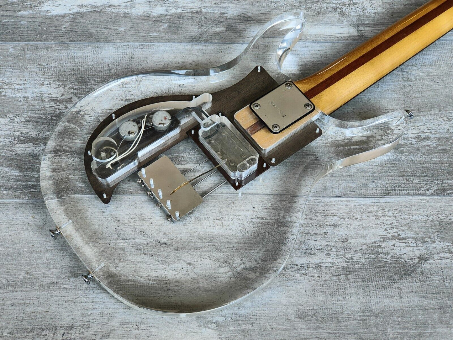 1990 Greco APB-1000 (Dan Armstrong/Ampeg) Lucite Double Cutaway Bass (Clear)