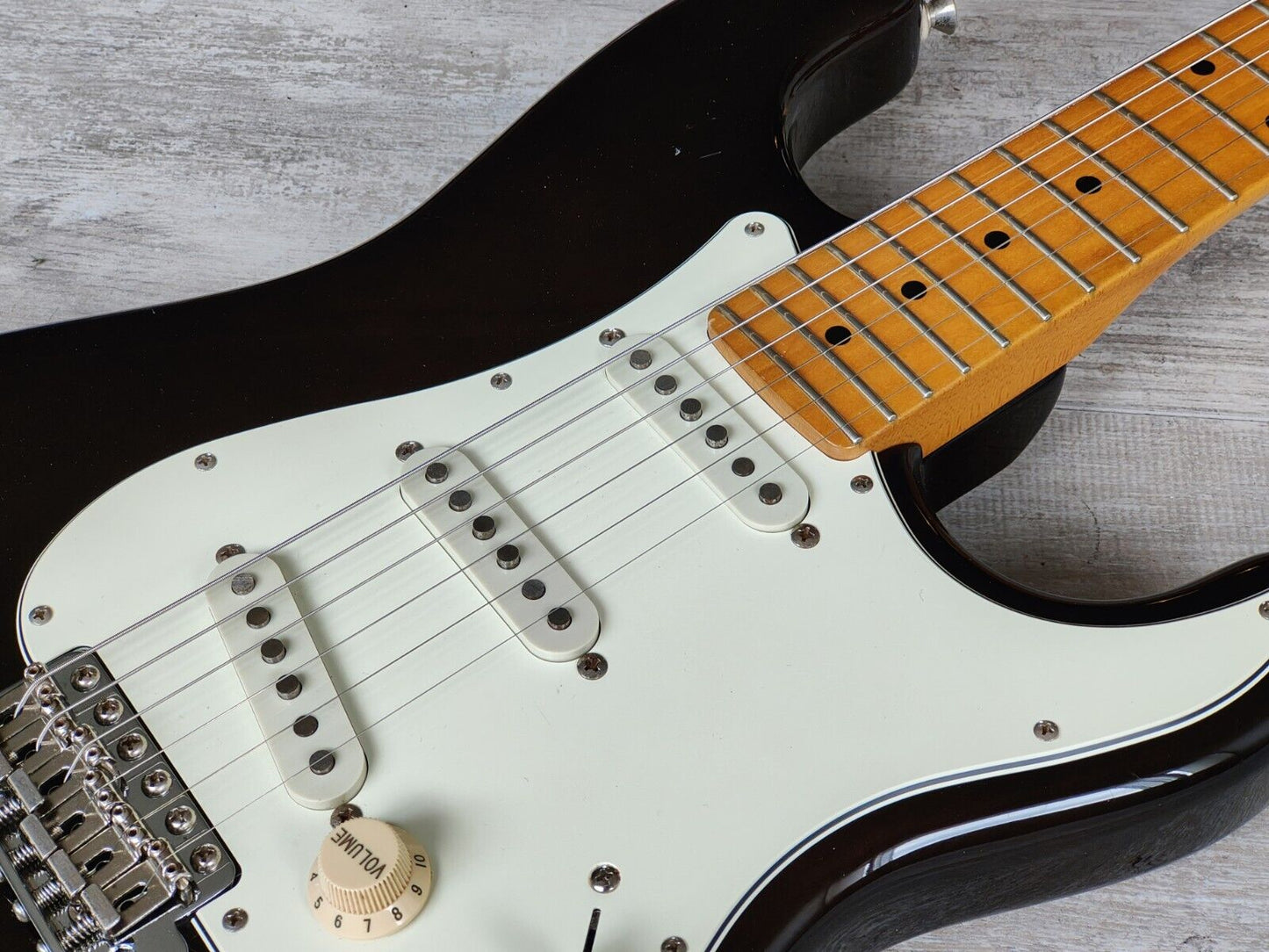 2011 Cool Z (Fujigen Japan) ZST Limited Edition Stratocaster (Transparent Brown)