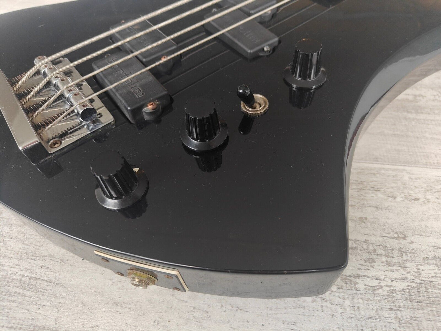 1990 Fernandes Japan MB-65 Mockingbird Bass w/Bartolini's (Black)