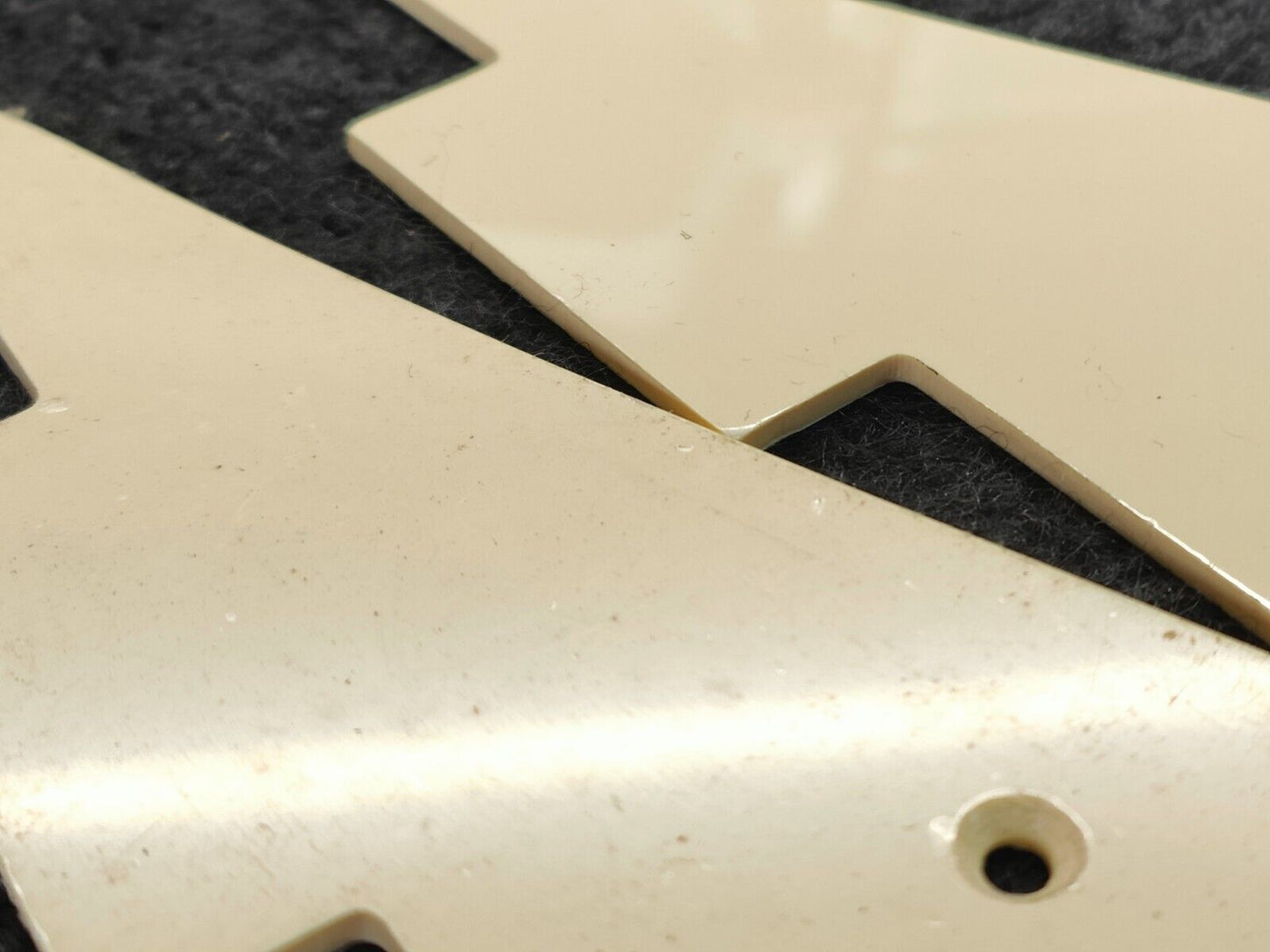 Tokai Japan Love Rock Les Paul NOS Pickguard (Cream)