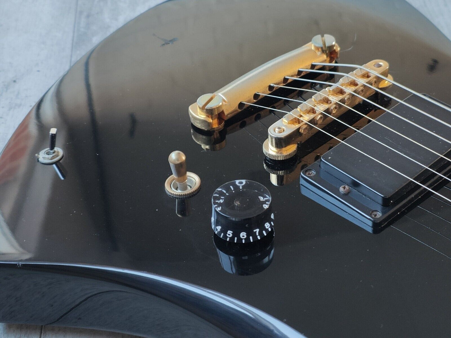 1995 Fernandes Japan MG-80x Mockingbird (Hide Signature Model)